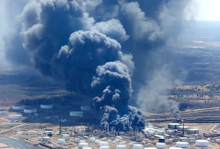整个盘锦都颤了下！化工厂爆炸，近千人救援仍找不到失联的人？